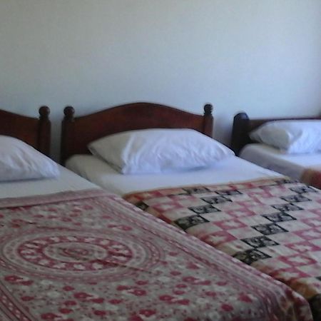 Majestic Tourist Hotel Kandy Eksteriør billede